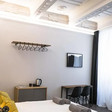 The Gallery 42 * Φλωρεντία