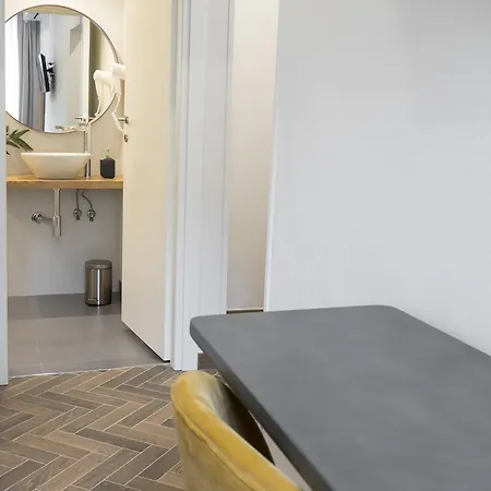 The Gallery 42 Firenze