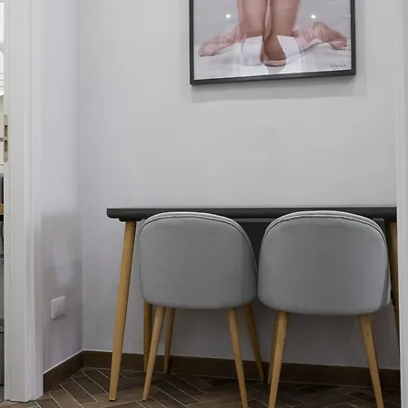The Gallery 42 * Φλωρεντία